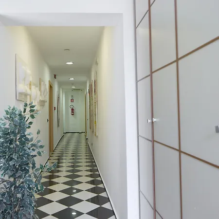 Hotel Santuzza Art 3*