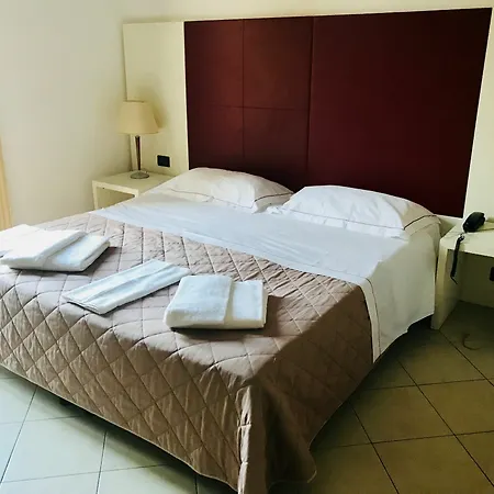 Hotel Santuzza Art 3*