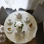 Santuzza Art מלון 3*