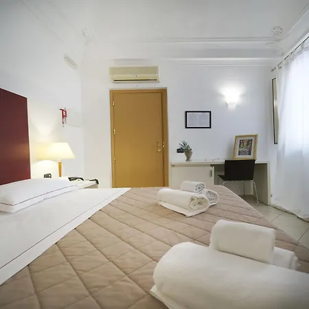 Hotel Santuzza Art 3*